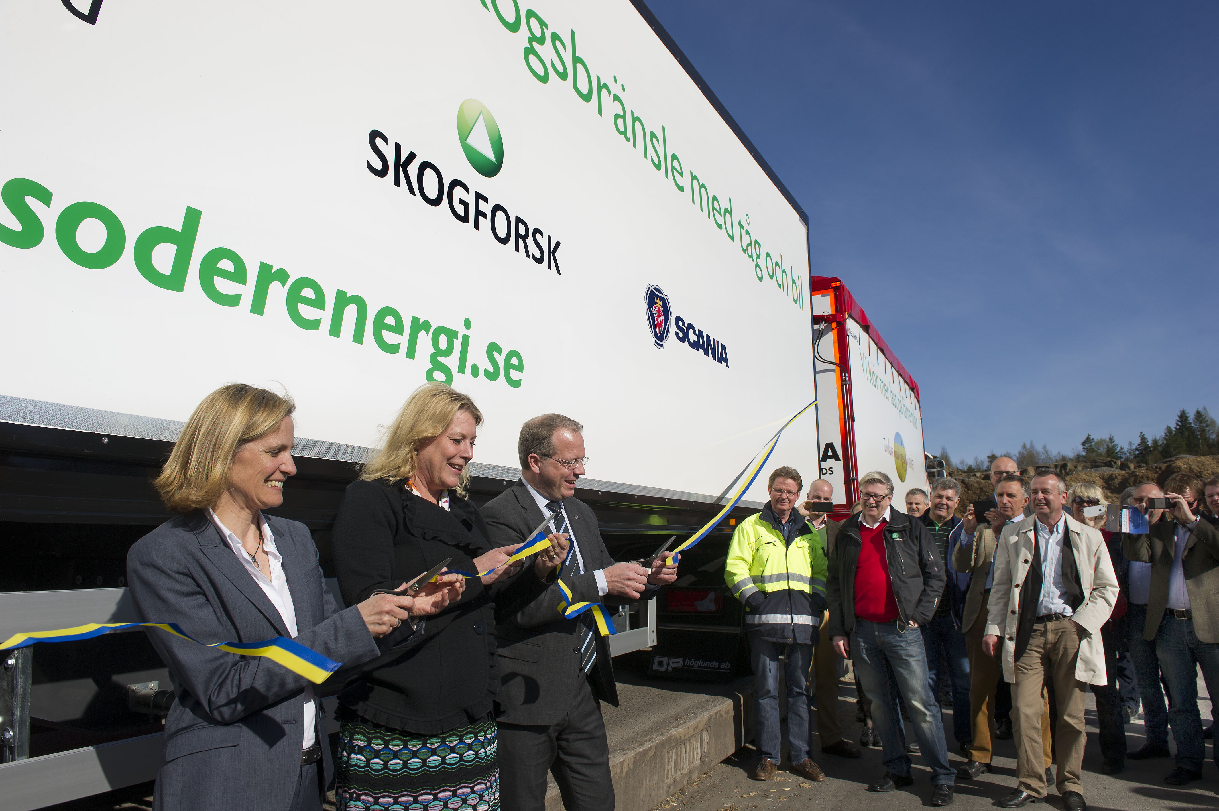 Invigning av 74-tons lastbil