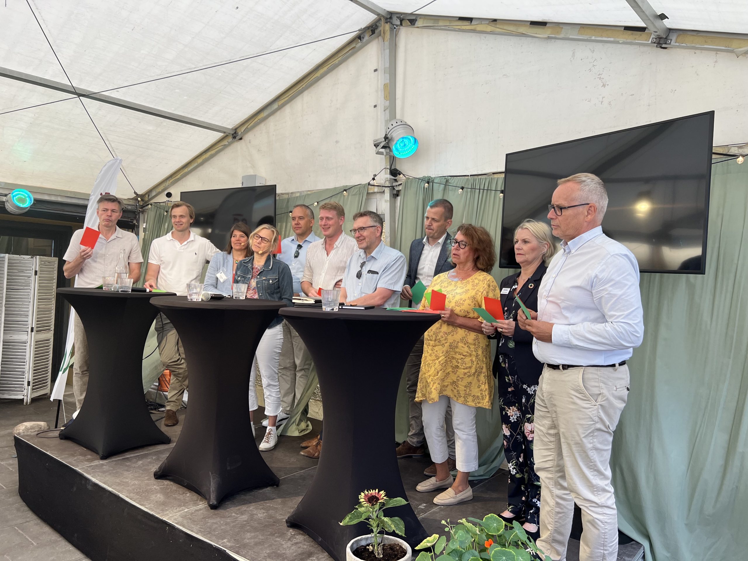 Almedalen 2022 – Hela panelen på seminariet ”Verksamhetsavfallet växer – vad gör vi?”